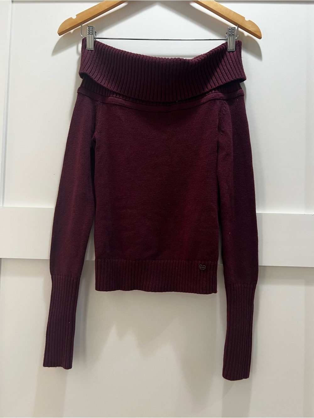 Aritzia Sunday Best Topaz Sweater - 	SUMAC BURGUNDY